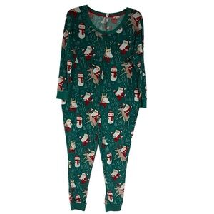 Bundle of Xhiliration one piece fuzzy Jammie’s size XL/XXL EUC